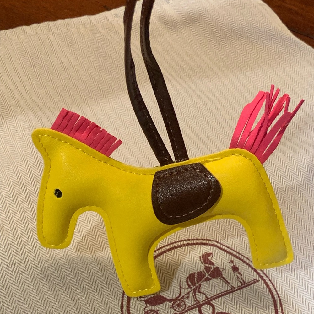 Authentic Hermes Leather horse 🐴 charm . Must have for Kelly or Birkin.Brand new